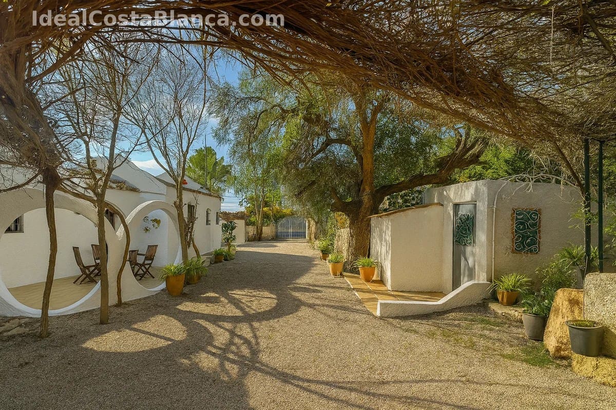 3 soveværelse Finca/Landehus til salg i Alfaz del Pi / L'Alfas del Pi med swimmingpool - € 469.000 (Ref: 9847967)