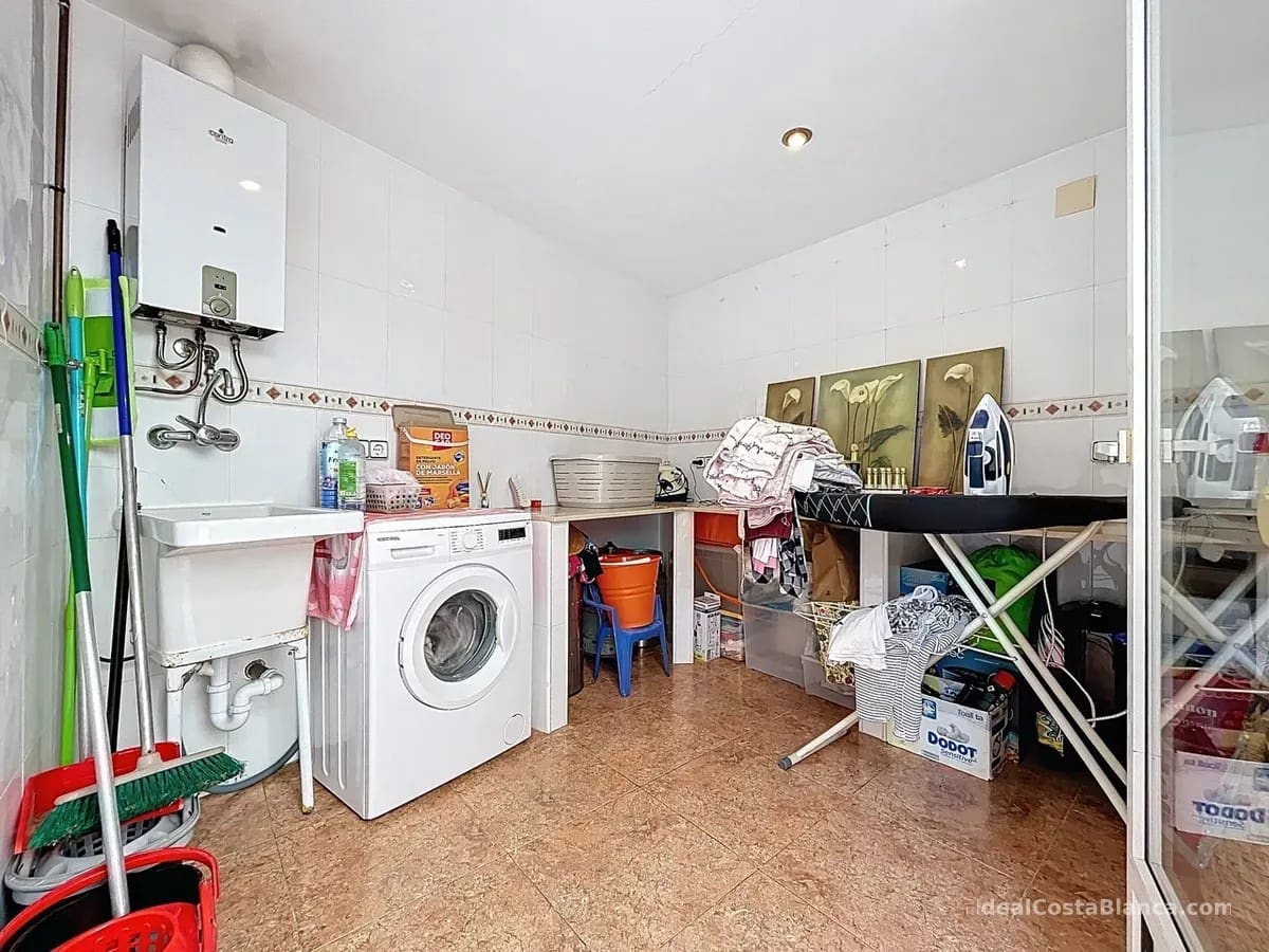 3 soverom Leilighet til salgs i Alfaz del Pi / L'Alfas del Pi med garasje - € 329 900 (Ref: 9847968)