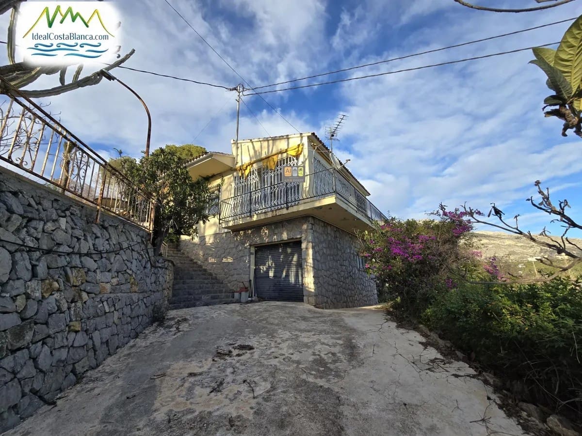 4 soveværelse Byhus til salg i Altea med swimmingpool - € 550.000 (Ref: 9847970)