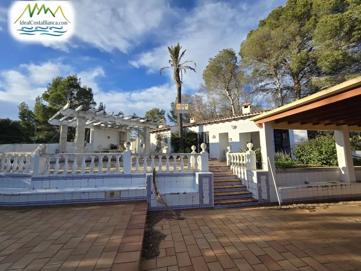 4 soveværelse Byhus til salg i Altea med swimmingpool - € 550.000 (Ref: 9847970)