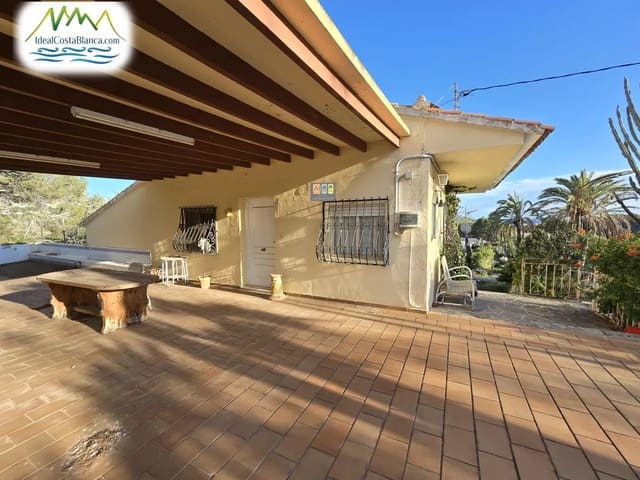 4 soveværelse Byhus til salg i Altea med swimmingpool - € 550.000 (Ref: 9847970)