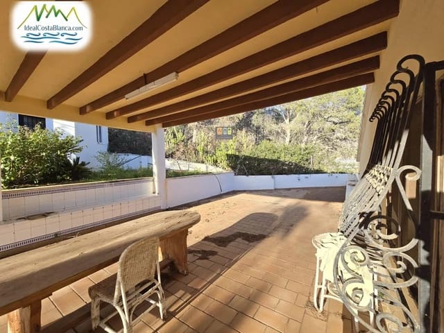4 soveværelse Byhus til salg i Altea med swimmingpool - € 550.000 (Ref: 9847970)