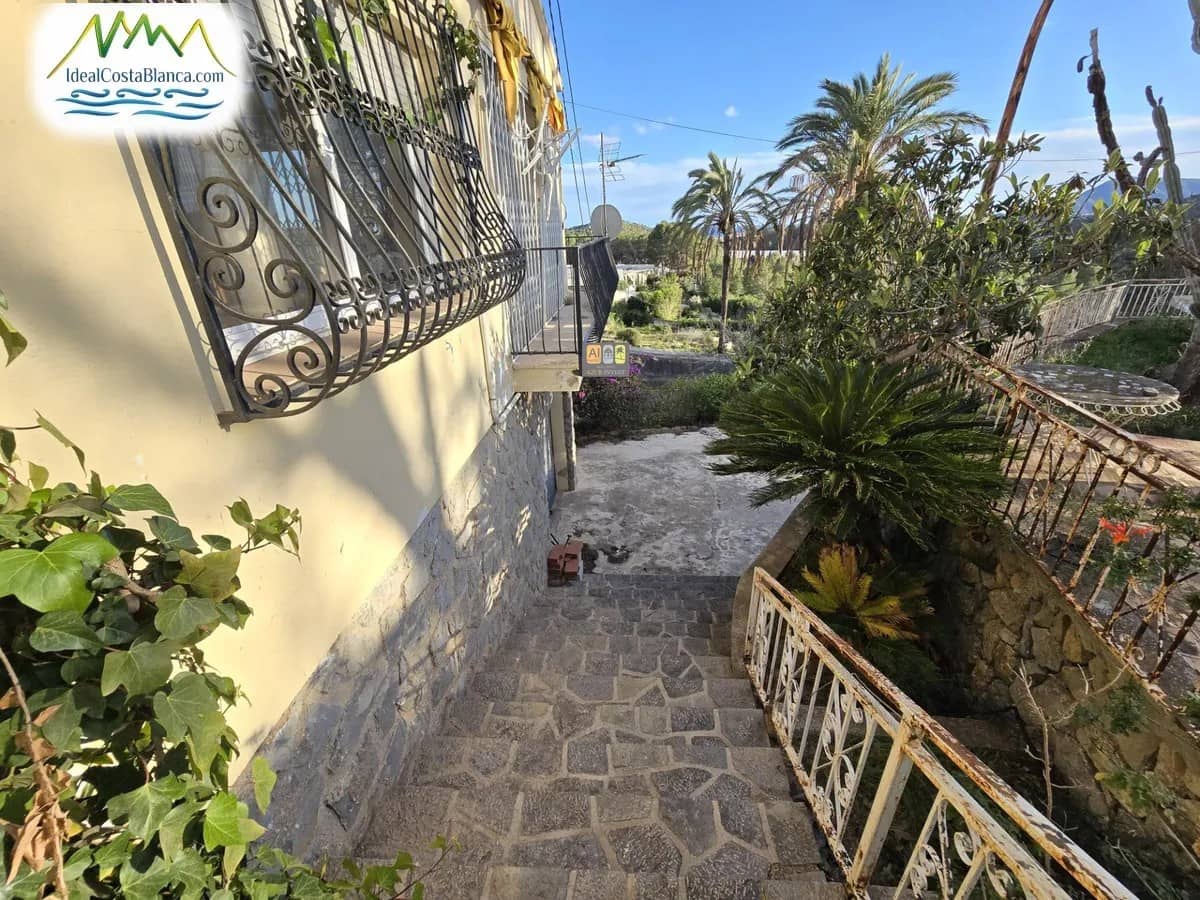 4 soveværelse Byhus til salg i Altea med swimmingpool - € 550.000 (Ref: 9847970)