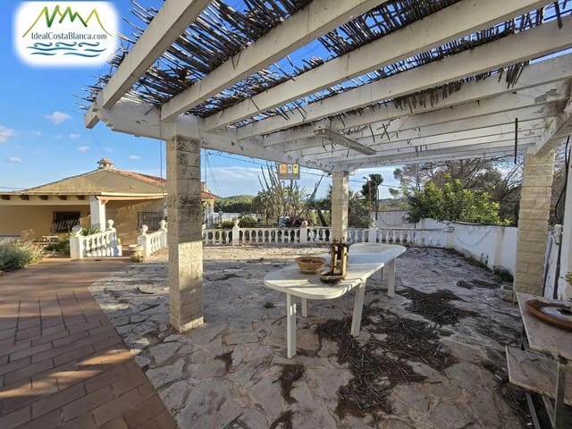 4 soveværelse Byhus til salg i Altea med swimmingpool - € 550.000 (Ref: 9847970)