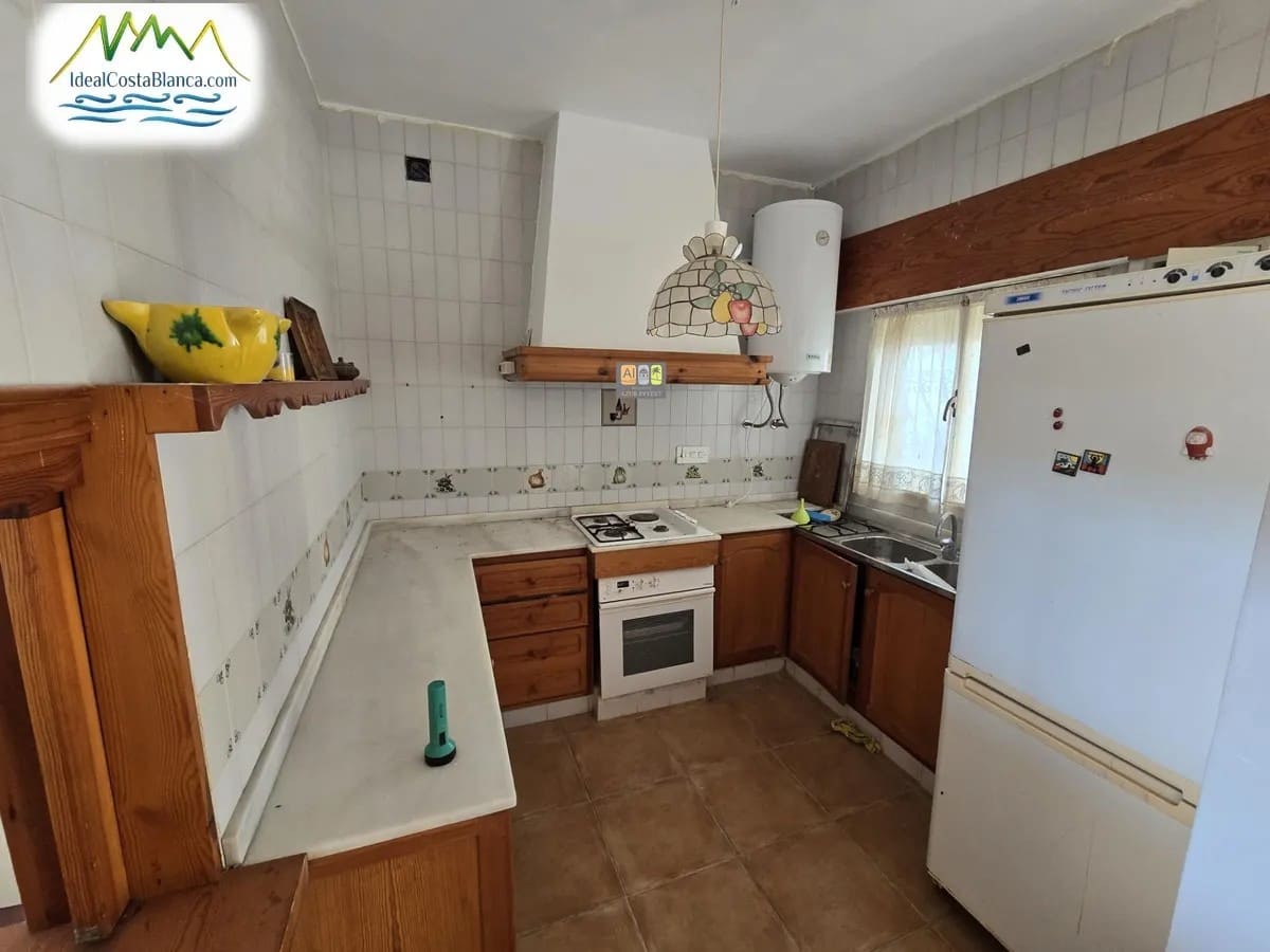 4 soveværelse Byhus til salg i Altea med swimmingpool - € 550.000 (Ref: 9847970)