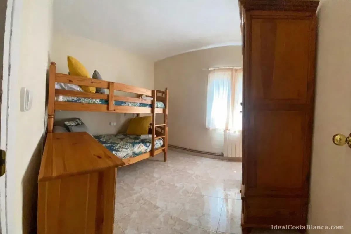 5 bedroom Finca/Country House for sale in Benimantell with pool garage - € 380,000 (Ref: 9847971)