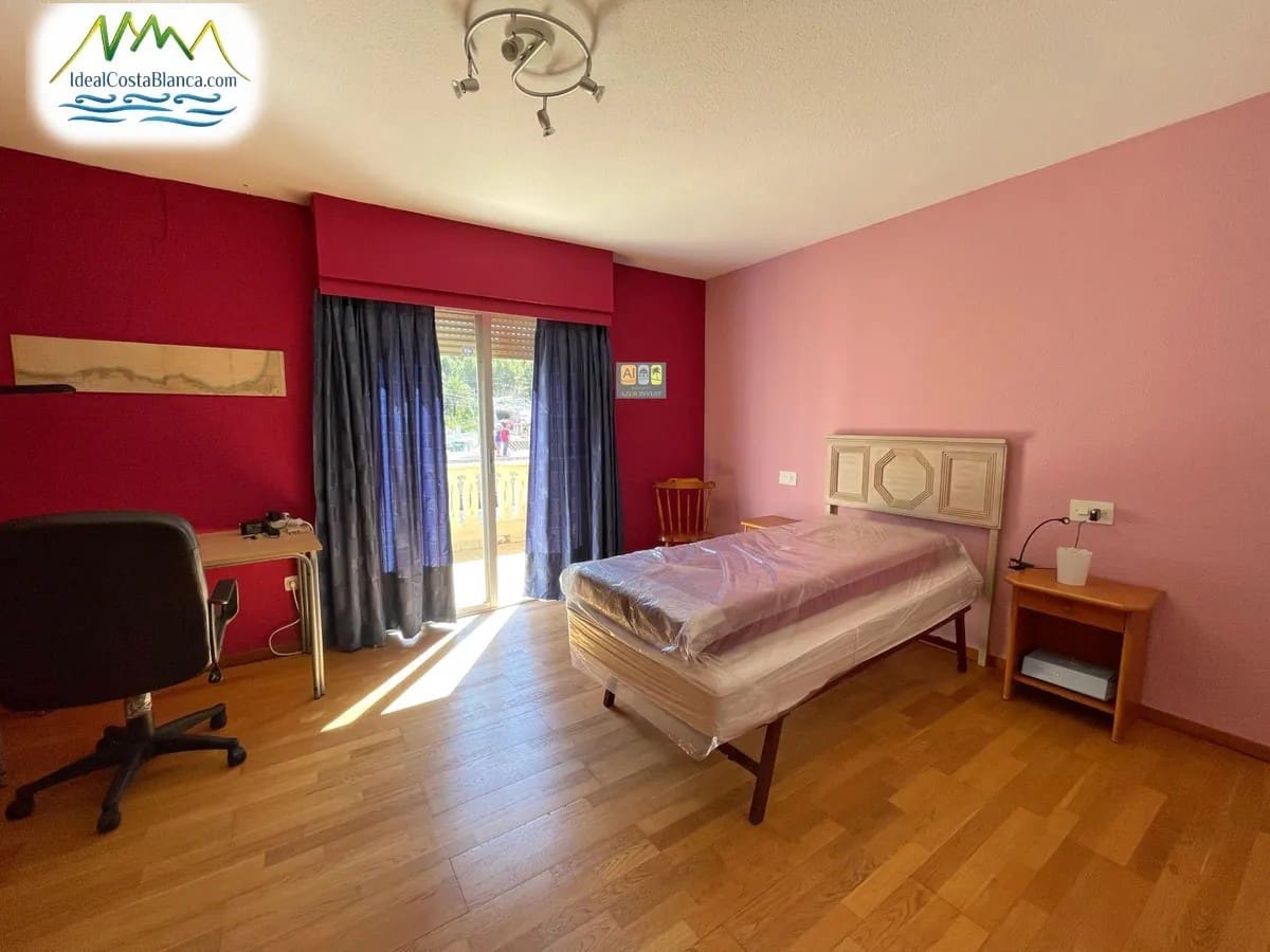 4 slaapkamer Huis te koop in Altea met zwembad garage - € 415.000 (Ref: 9847979)