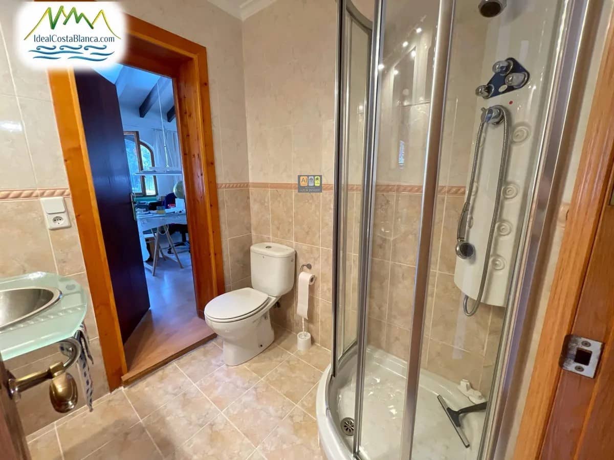 4 slaapkamer Huis te koop in Altea met zwembad garage - € 415.000 (Ref: 9847979)
