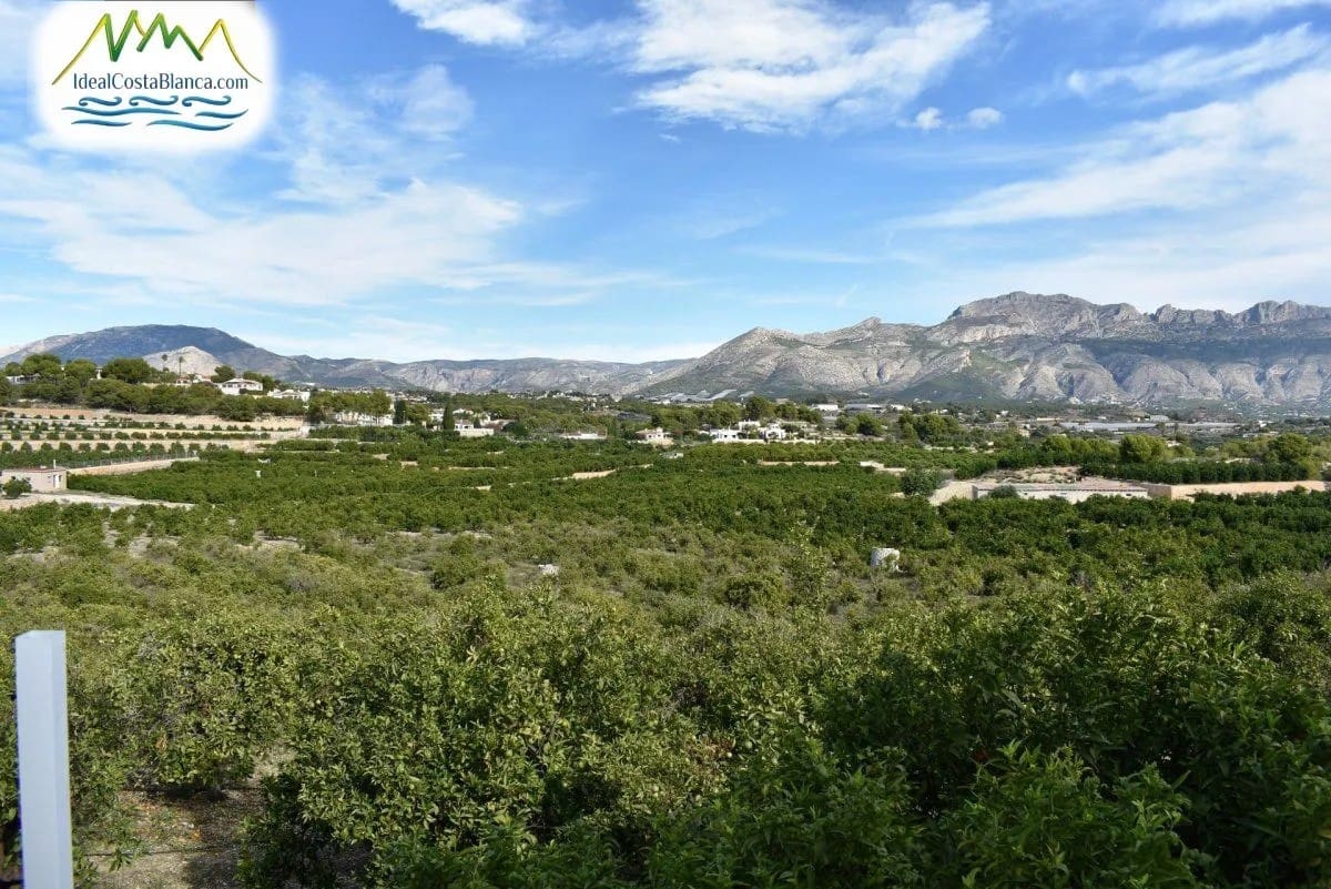 2 soveværelse Finca/Landehus til salg i Altea med garage - € 390.000 (Ref: 9847982)