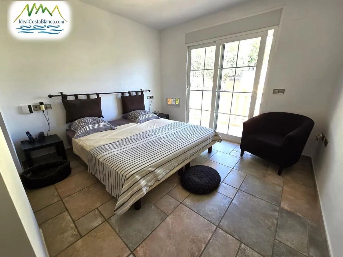 3 makuuhuone Huvila myytävänä paikassa Altea mukana uima-altaan - 699 000 € (Ref: 9847984)
