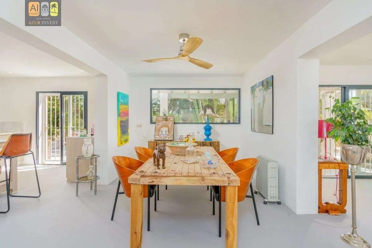 3 soveværelse Villa til salg i La Nucia med swimmingpool garage - € 630.000 (Ref: 9947348)