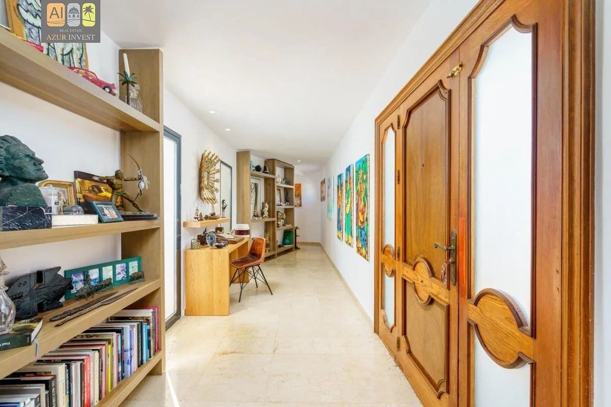 3 soveværelse Villa til salg i La Nucia med swimmingpool garage - € 630.000 (Ref: 9947348)