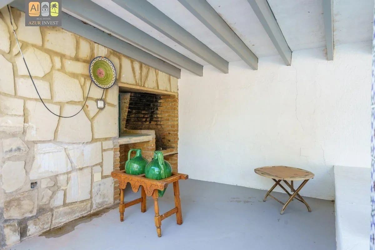 3 soveværelse Villa til salg i La Nucia med swimmingpool garage - € 630.000 (Ref: 9947348)