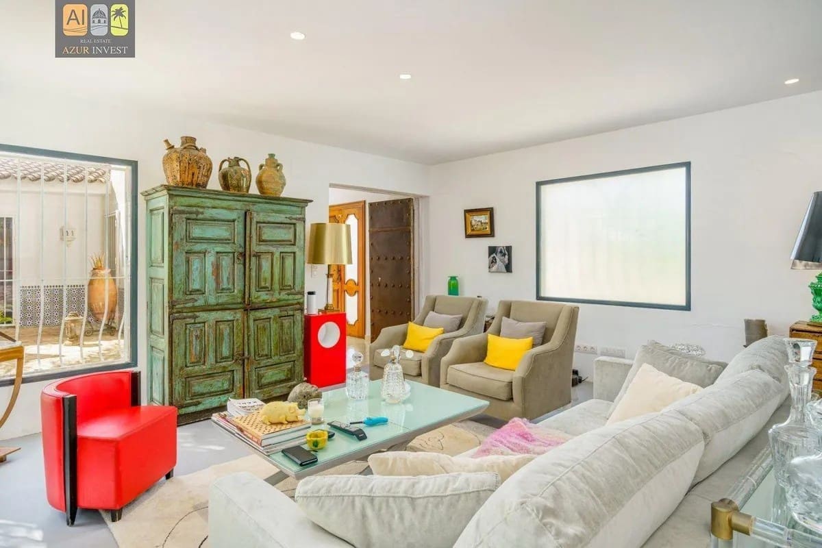 3 soveværelse Villa til salg i La Nucia med swimmingpool garage - € 630.000 (Ref: 9947348)