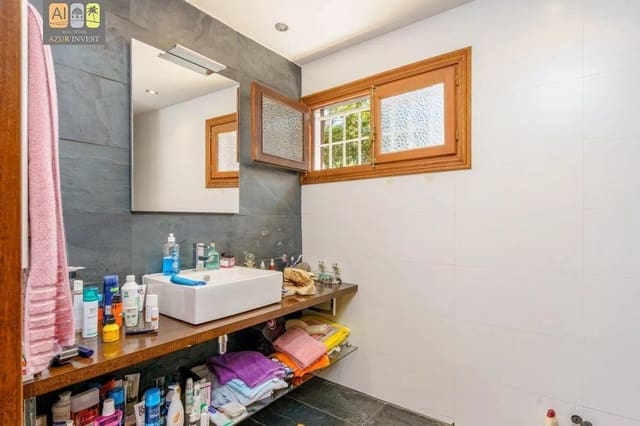 Chalet de 3 habitaciones en Barranco Hondo, La Nucia en venta con piscina garaje - 630.000 € (Ref: 9947348)