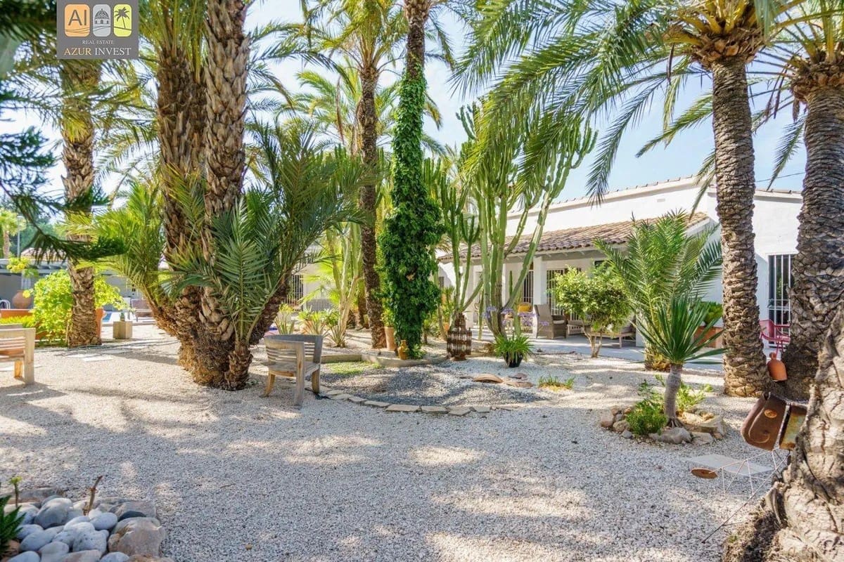 3 soveværelse Villa til salg i La Nucia med swimmingpool garage - € 630.000 (Ref: 9947348)