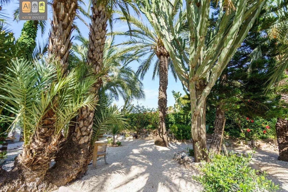 3 soveværelse Villa til salg i La Nucia med swimmingpool garage - € 630.000 (Ref: 9947348)