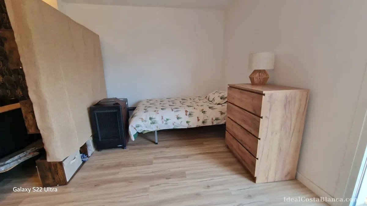 1 bedroom Apartment for sale in Confrides - € 149,000 (Ref: 9956653)