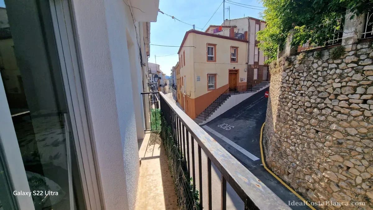 1 bedroom Apartment for sale in Confrides - € 149,000 (Ref: 9956653)