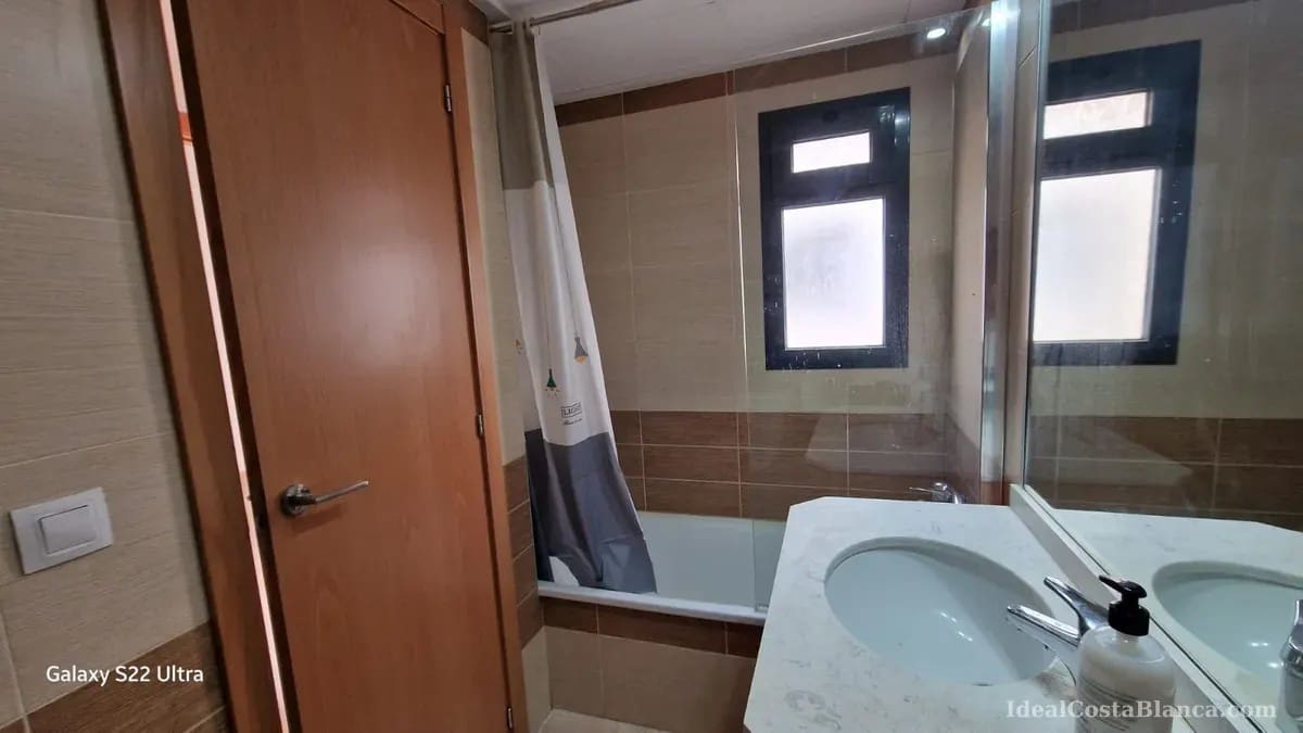 Apartamento de 1 habitación en Benidorm en alquiler - 1.200 € (Ref: 9983957)