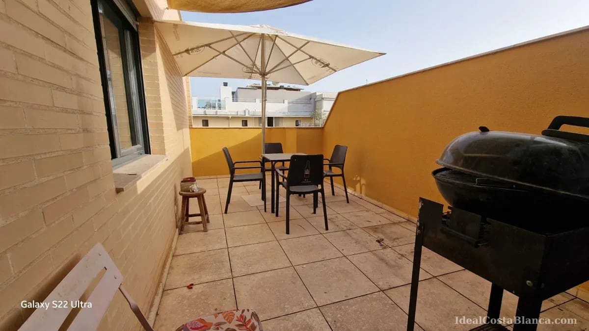 Apartamento de 1 habitación en Benidorm en alquiler - 1.200 € (Ref: 9983957)