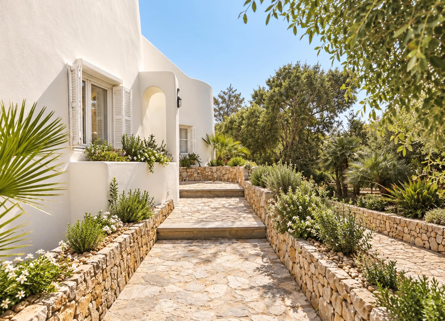 3 makuuhuone Huvila vuokrattavana paikassa Font de Sa Cala / Font de La Cala mukana uima-altaan 
autotalli - 2 500 € (Ref: 10078911)