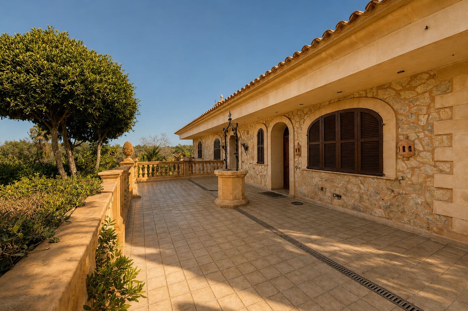 6 bedroom Finca/Country House for sale in Capdepera with pool garage - € 1,590,000 (Ref: 9837708)