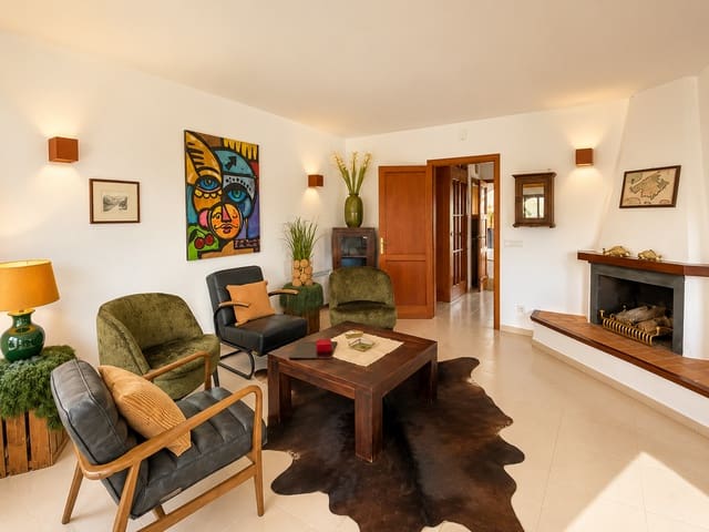 4 sovrum Villa till salu i Cala Ratjada, Capdepera med pool - 1 870 000 € (Ref: 9860753)