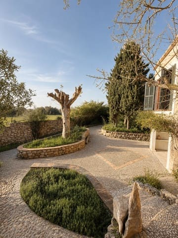 6 soveværelse Finca/Landehus til salg i Artà med swimmingpool - € 1.049.000 (Ref: 9860761)