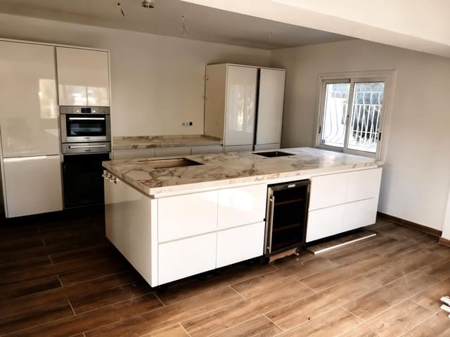 4 sovrum Hus till salu i Benissa med pool garage - 650 000 € (Ref: 9841514)