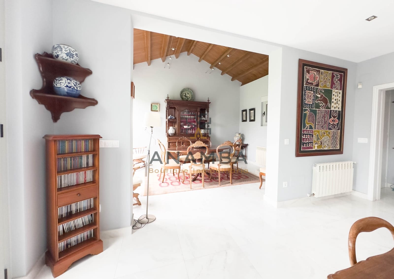 5 bedroom Semi-detached Villa for sale in Muros de Nalon with garage - € 578,000 (Ref: 9841149)