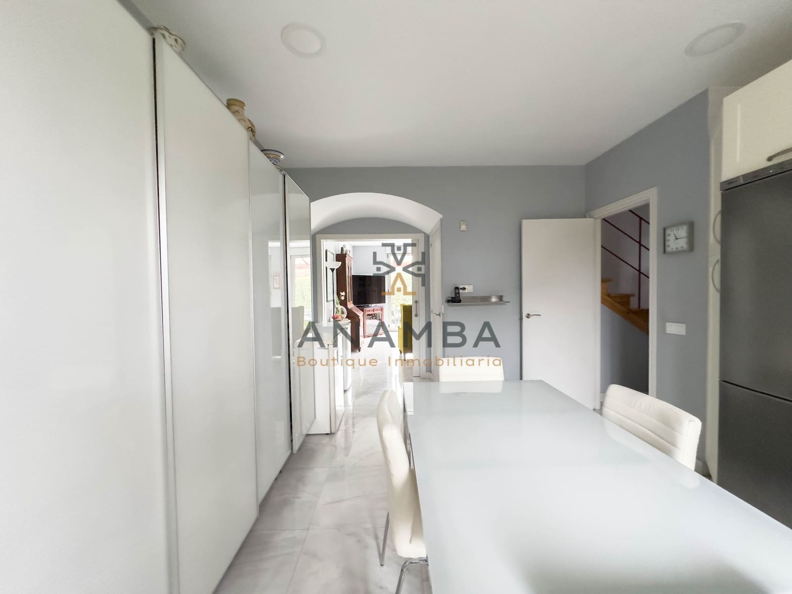 5 bedroom Semi-detached Villa for sale in Muros de Nalon with garage - € 578,000 (Ref: 9841149)