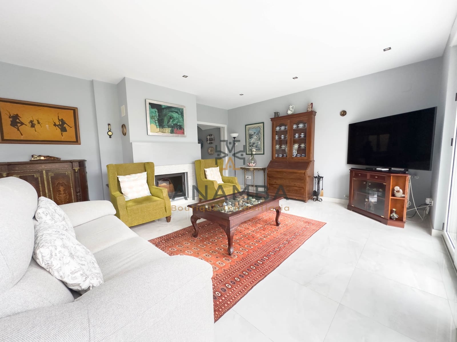 5 bedroom Semi-detached Villa for sale in Muros de Nalon with garage - € 578,000 (Ref: 9841149)