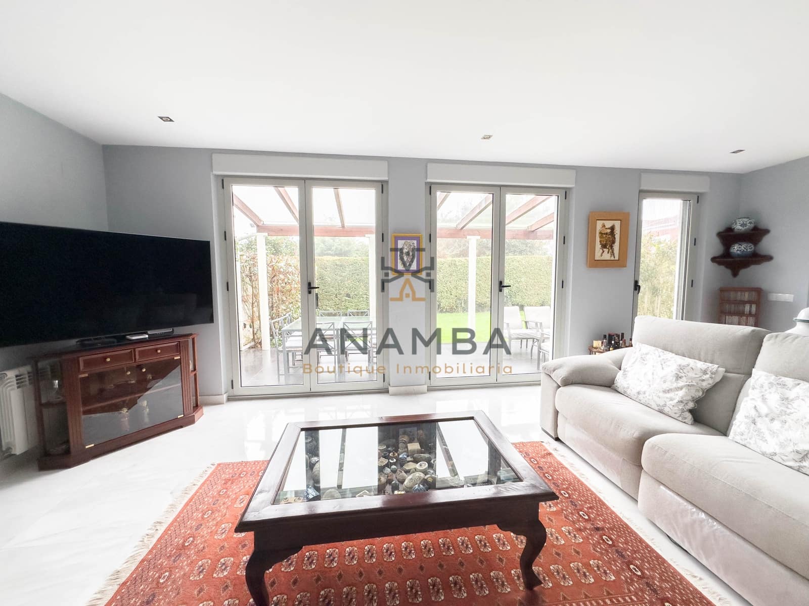 5 bedroom Semi-detached Villa for sale in Muros de Nalon with garage - € 578,000 (Ref: 9841149)