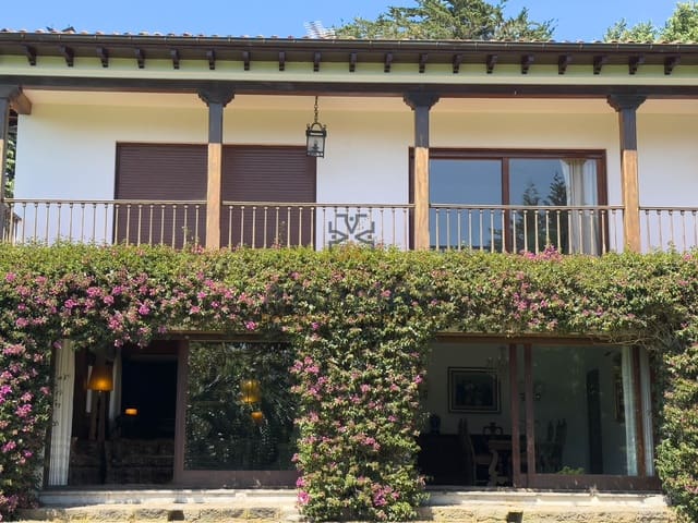 7 soverom Hus til salgs i Gijón med svømmebasseng garasje - € 1 550 000 (Ref: 9852064)