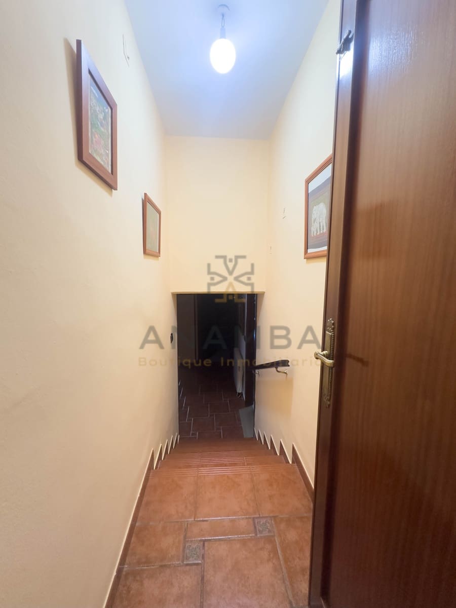 5 bedroom Townhouse for sale in Gijon with pool garage - € 620,000 (Ref: 9911357)