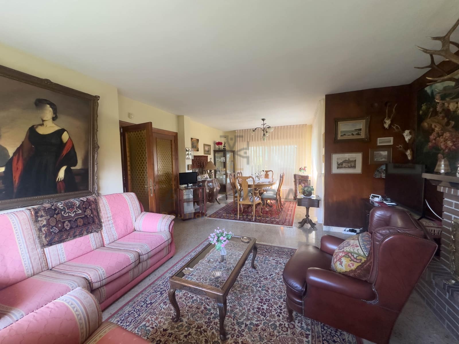 5 bedroom Townhouse for sale in Gijon with pool garage - € 620,000 (Ref: 9911357)