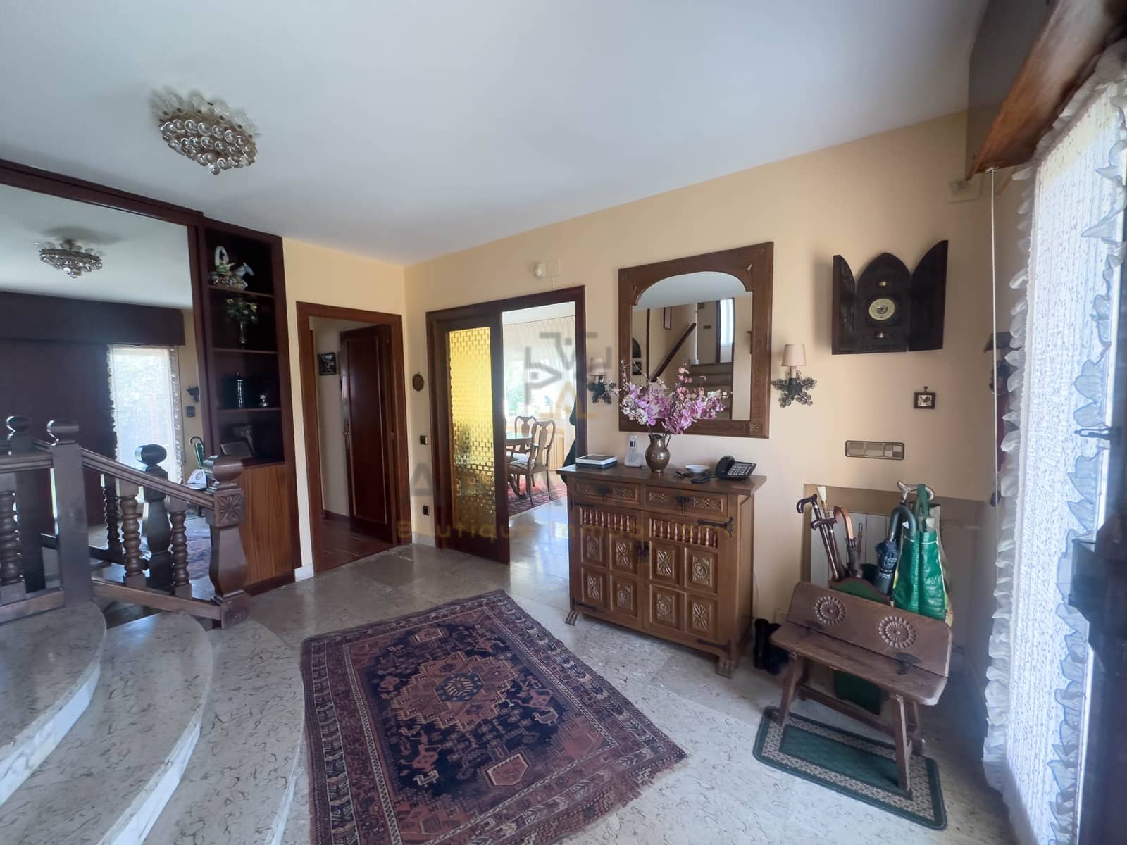 5 bedroom Townhouse for sale in Gijon with pool garage - € 620,000 (Ref: 9911357)