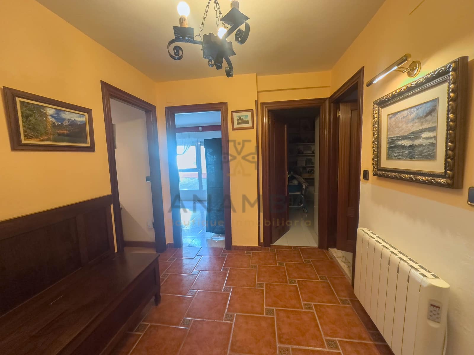 5 bedroom Townhouse for sale in Gijon with pool garage - € 620,000 (Ref: 9911357)