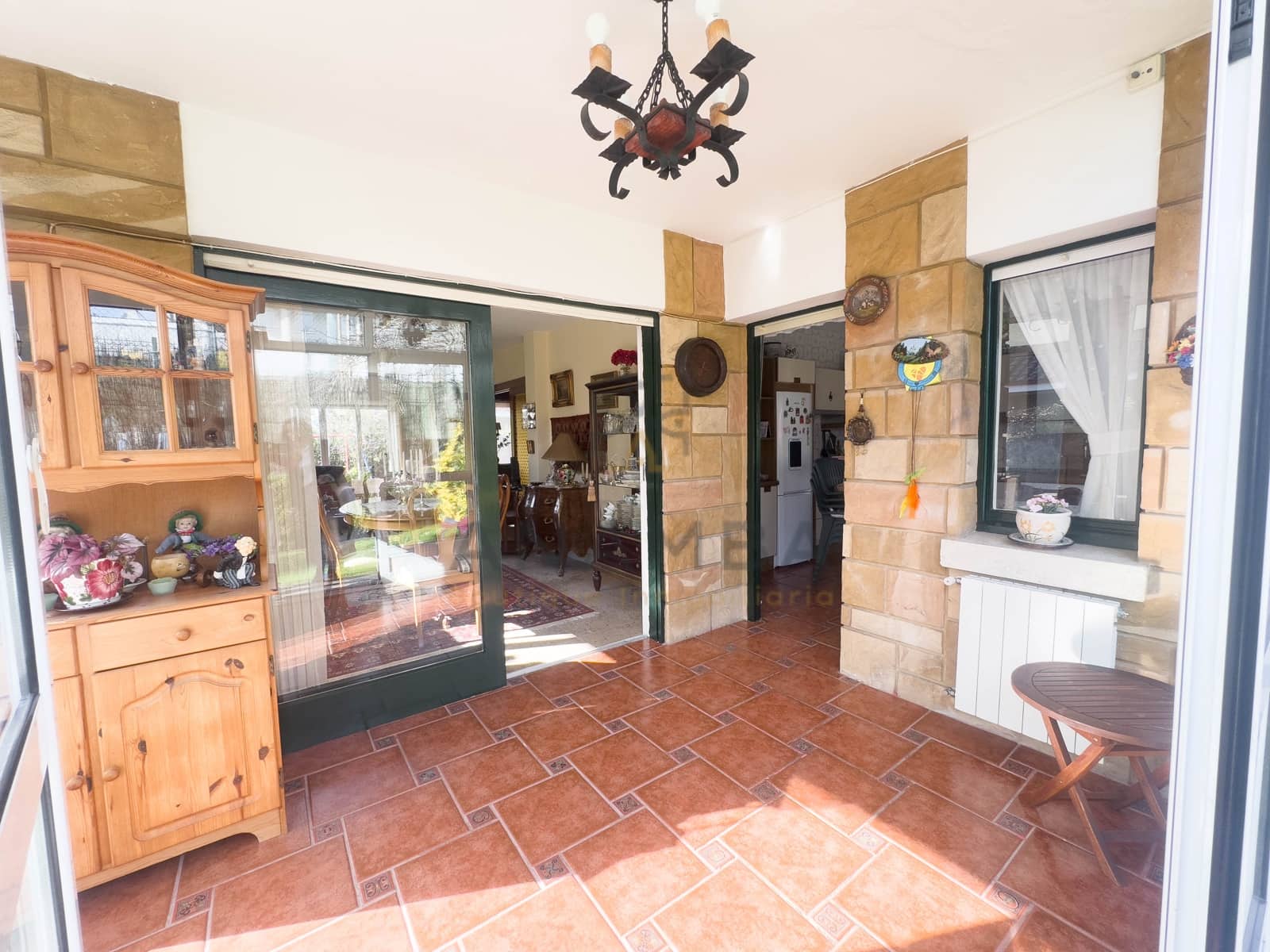 5 bedroom Townhouse for sale in Gijon with pool garage - € 620,000 (Ref: 9911357)