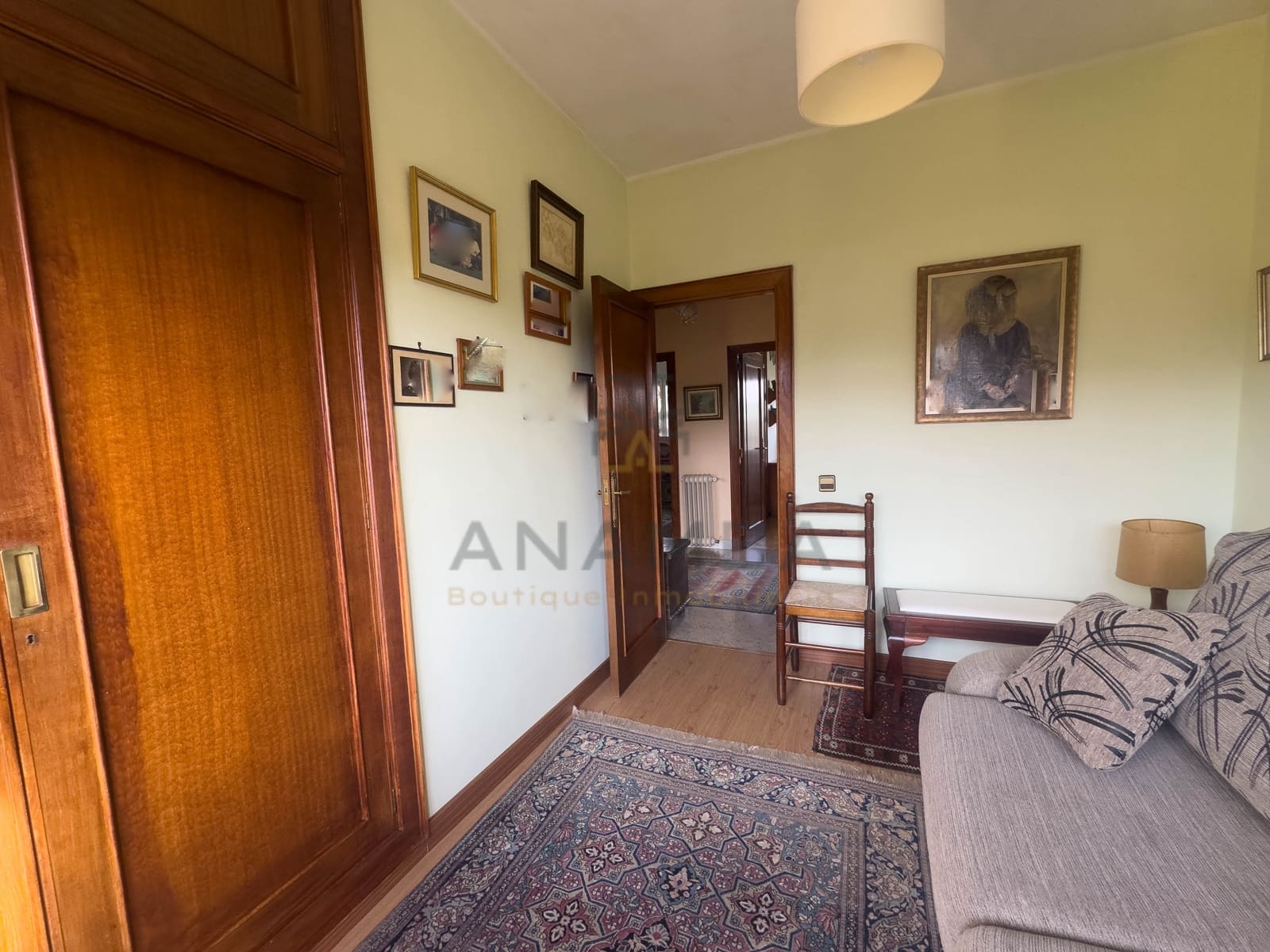 5 bedroom Townhouse for sale in Gijon with pool garage - € 620,000 (Ref: 9911357)