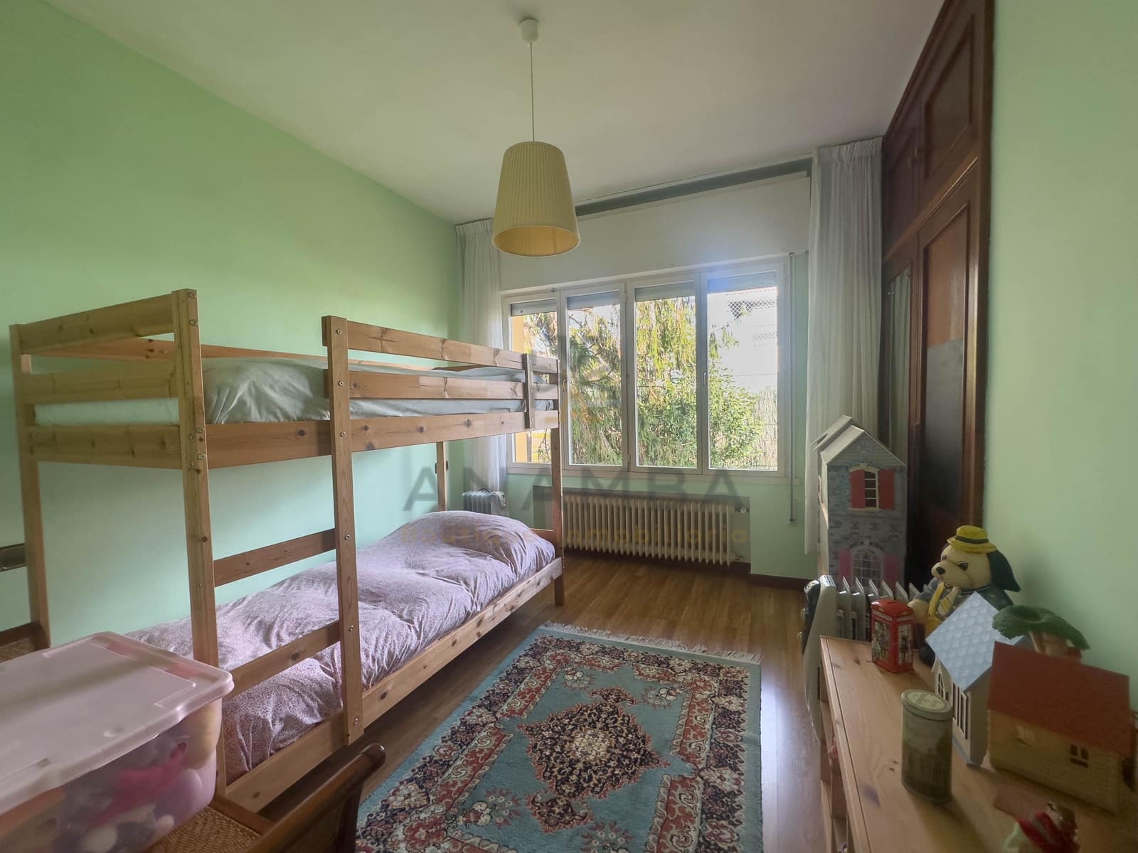 5 bedroom Townhouse for sale in Gijon with pool garage - € 620,000 (Ref: 9911357)