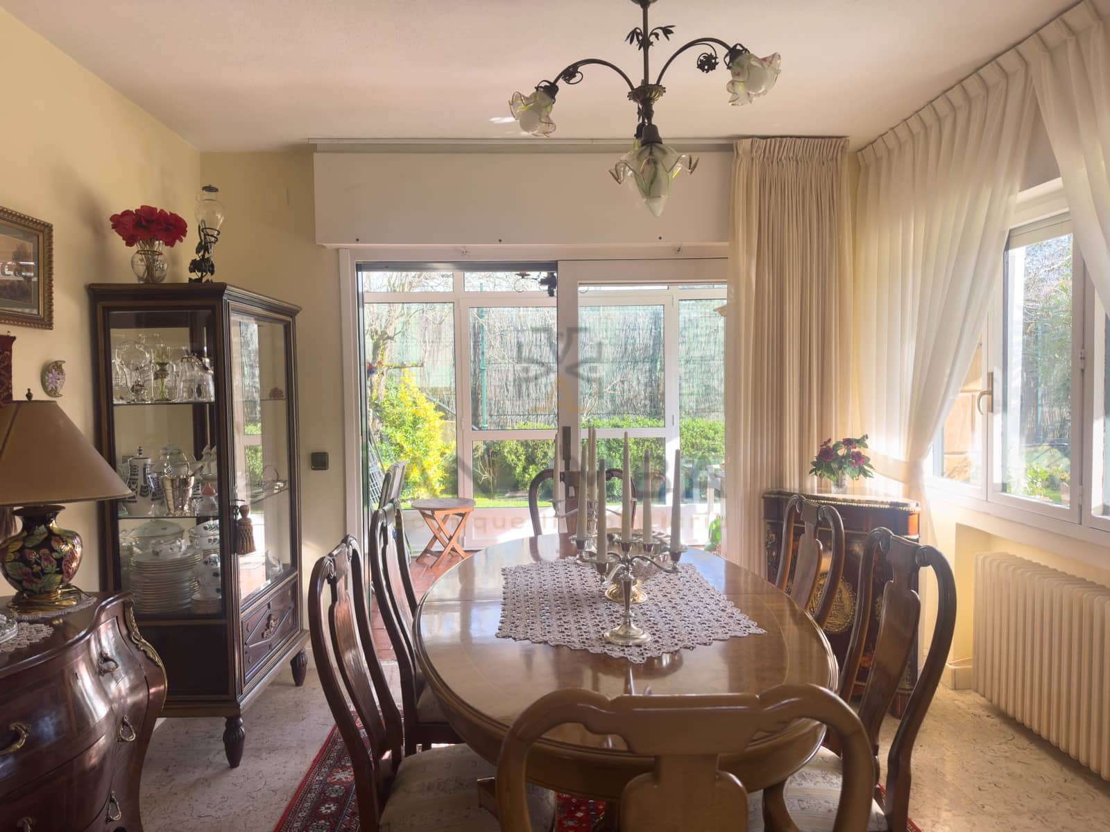 5 bedroom Townhouse for sale in Gijon with pool garage - € 620,000 (Ref: 9911357)