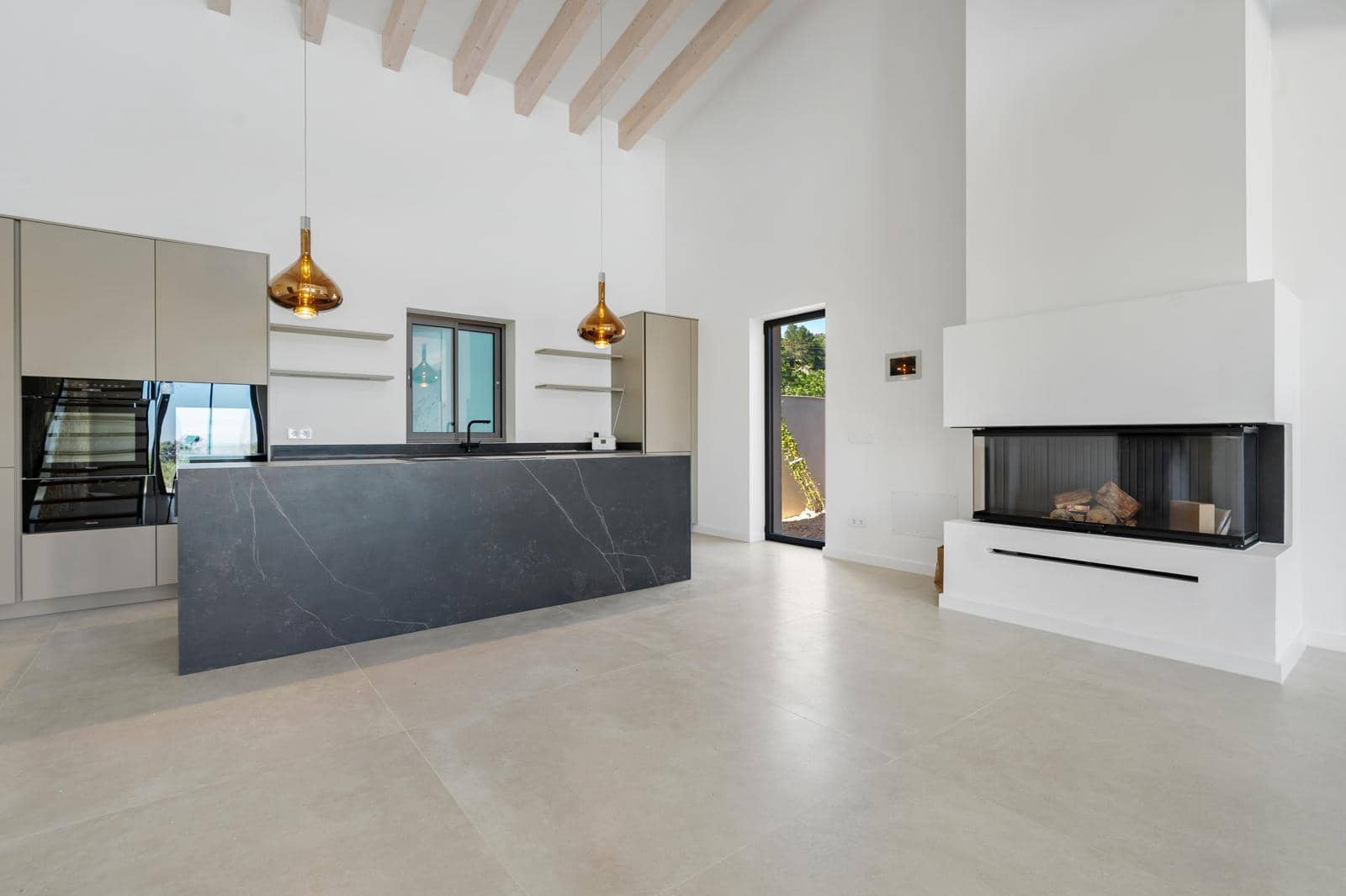 4 soverom Finca/Herregård til salgs i Portocolom med svømmebasseng garasje - € 3 500 000 (Ref: 9872786)