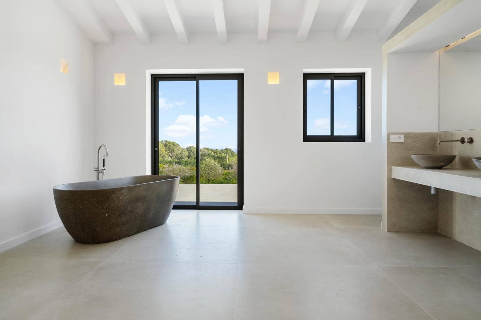 4 soverom Finca/Herregård til salgs i Portocolom med svømmebasseng garasje - € 3 500 000 (Ref: 9872786)