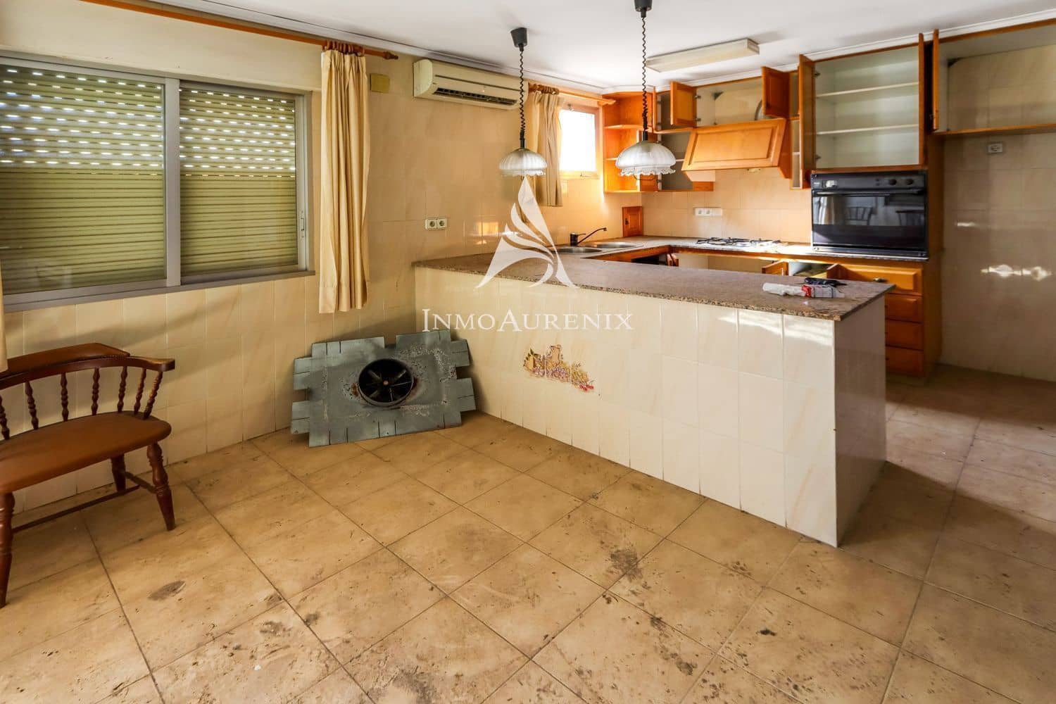 6 bedroom Villa for sale in Denia with garage - € 765,000 (Ref: 10012662)