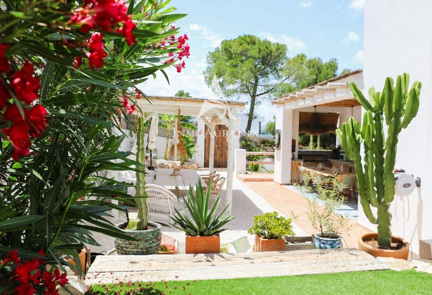 4 chambre Villa/Maison à vendre à Javea / Xabia avec piscine garage - 1 875 000 € (Ref: 10074675)