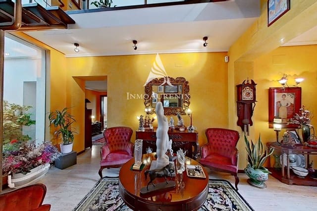 4 makuuhuone Huvila myytävänä paikassa El Montgó, Dénia mukana uima-altaan - 1 190 000 € (Ref: 10103639)