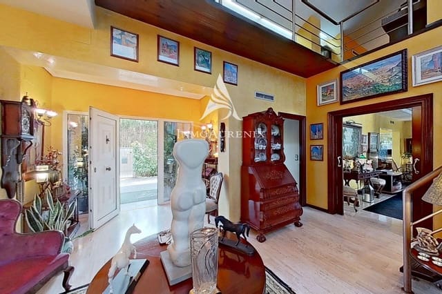 4 makuuhuone Huvila myytävänä paikassa El Montgó, Dénia mukana uima-altaan - 1 190 000 € (Ref: 10103639)