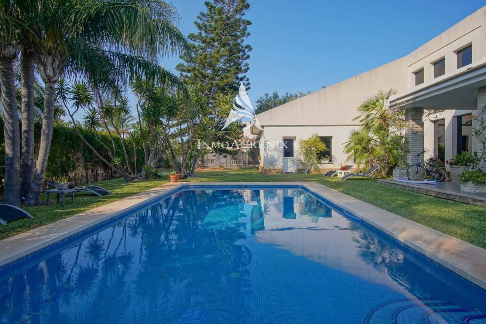 4 bedroom Villa for sale in Denia with pool - € 1,190,000 (Ref: 10103639)